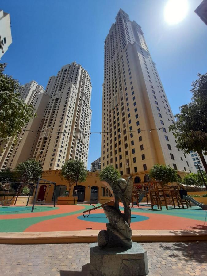 La Buena Vida Holiday Homes - Beach Front Very Spacious, Luxe And Modern 3 Bedroom With Full Kitchen In Jbr , 3 Min To The Jbr Beach Dubai Marina And Tram Station Exterior foto